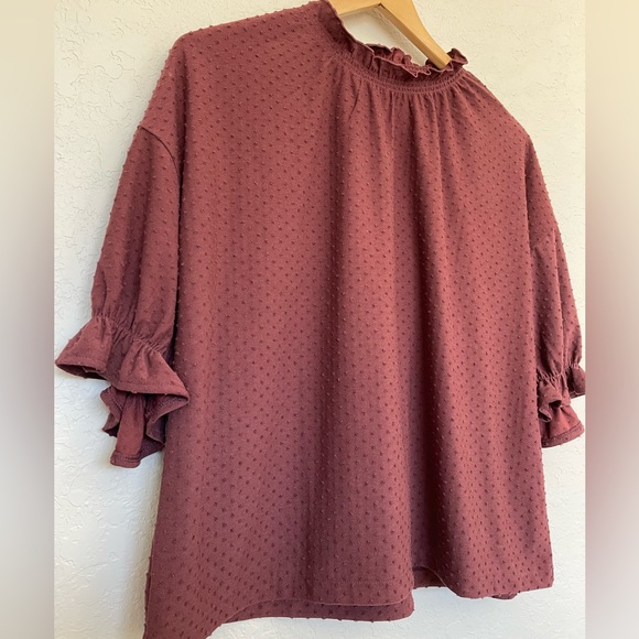 Madewell Texture & Thread Clipdot Ruffle Top - Picture 2 of 9